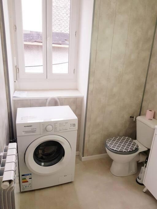 Le Jeanne 4/6 Couchages, Wifi, Sanctuaire Apartment Lourdes Exterior photo